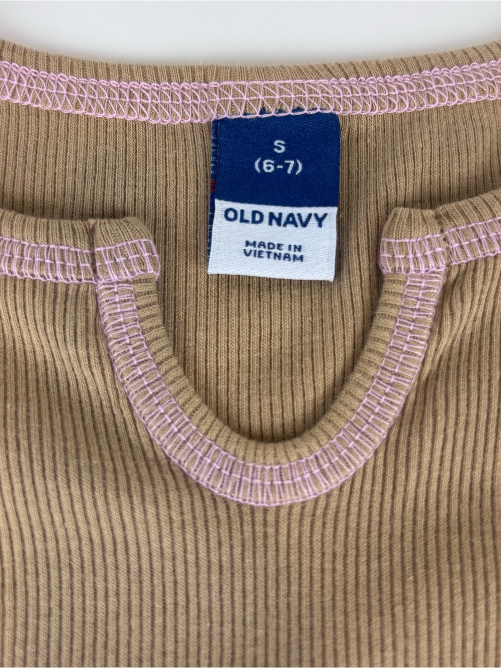 Old Navy Girls Ribbed Split-Neck Floral Tee - Tan/Pink, Size S (6-7), NWOT